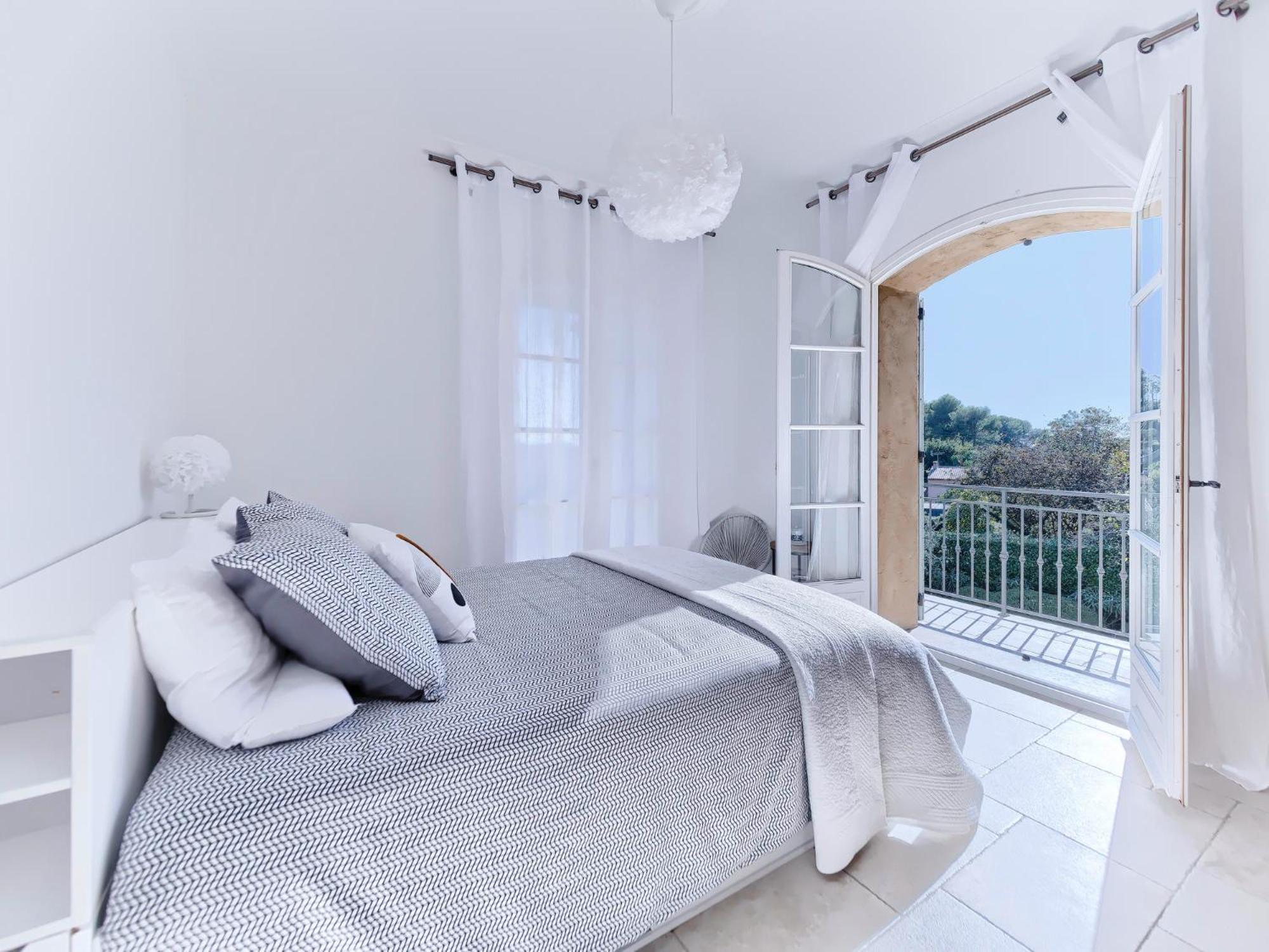 Bastide D'Architecte En Pierre Villa Cagnes-sur-Mer Exterior photo